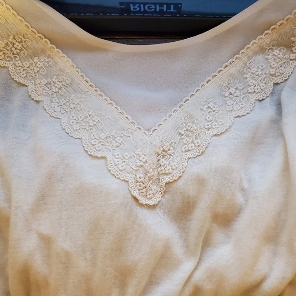 White American eagle tank top lace and ruffles L - Picture 5 of 5